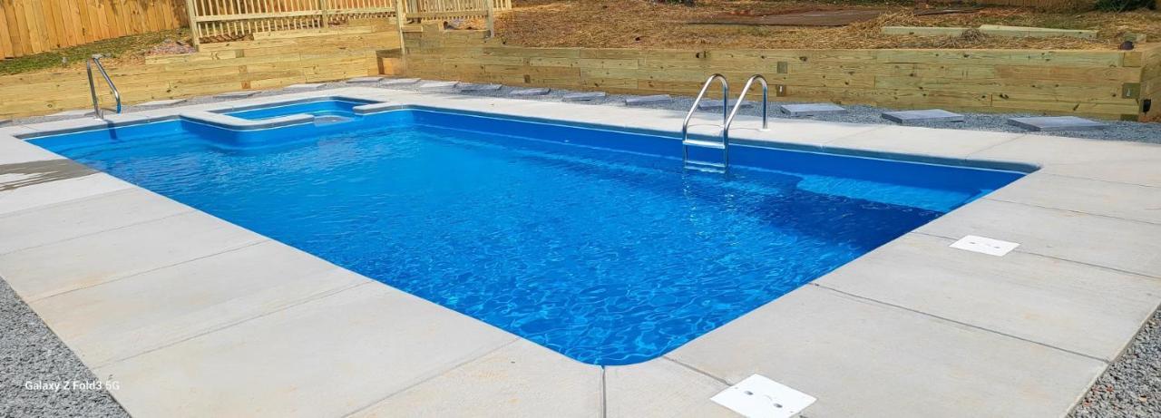 Rare Find! Private Heated Pool & Spa - Entire Home Near Atl City Center 亚特兰大 外观 照片