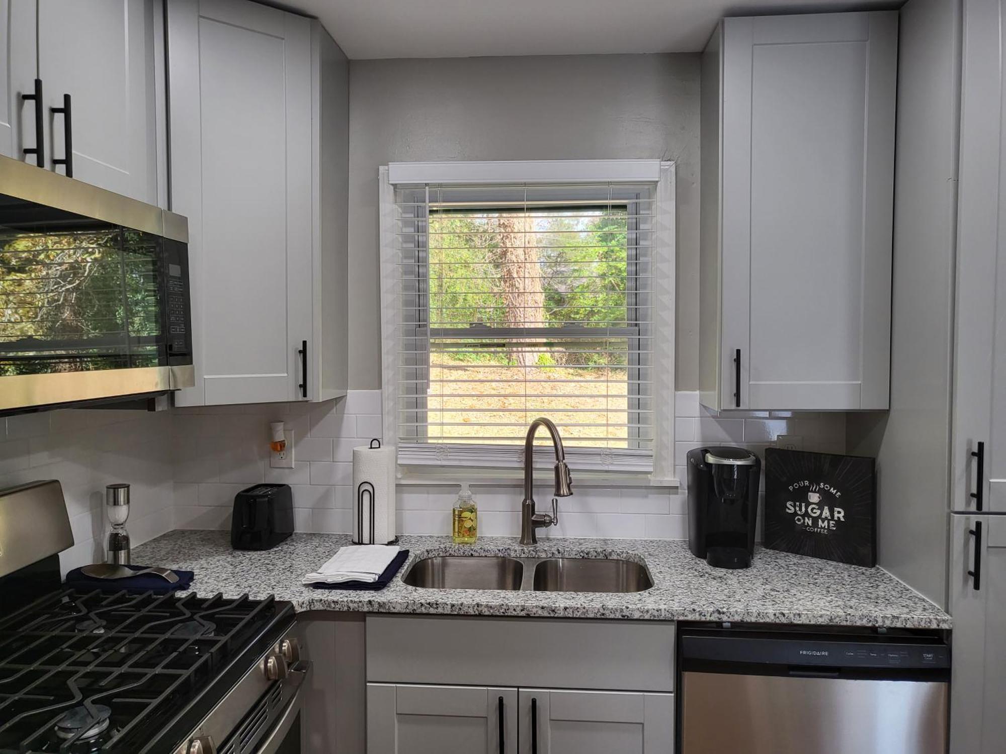 Rare Find! Private Heated Pool & Spa - Entire Home Near Atl City Center 亚特兰大 外观 照片